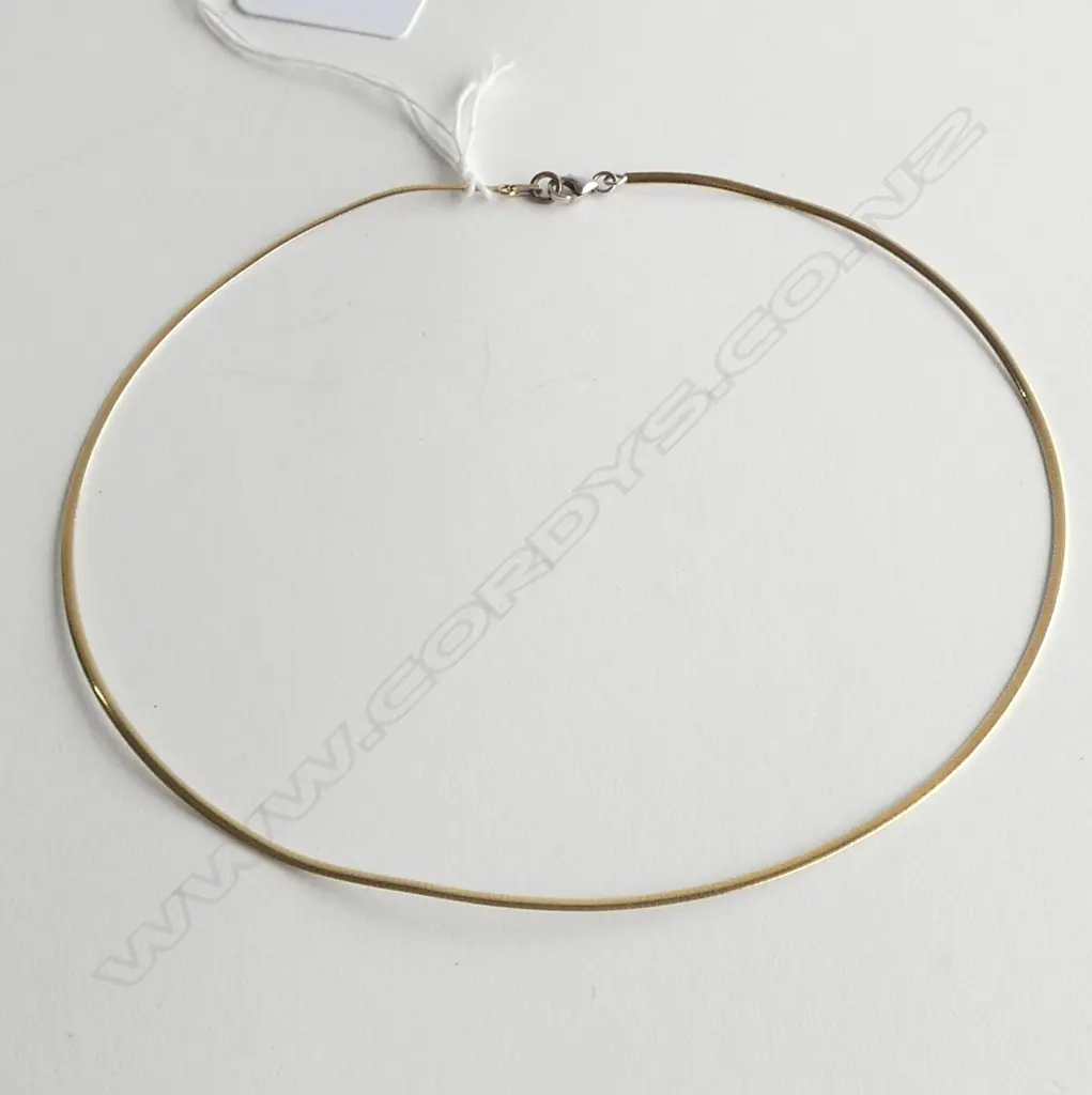 18ct YELLOW & WHT GOLD OMEGA CHAIN, L.40cm, 7.4gm (slight kink) Image 1++
