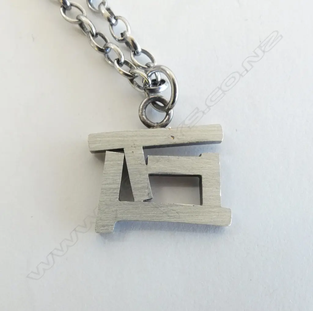 925 SILVER PENDANT NECKLACE BY KIM BRICE NELSON 18.4gms Image 1++