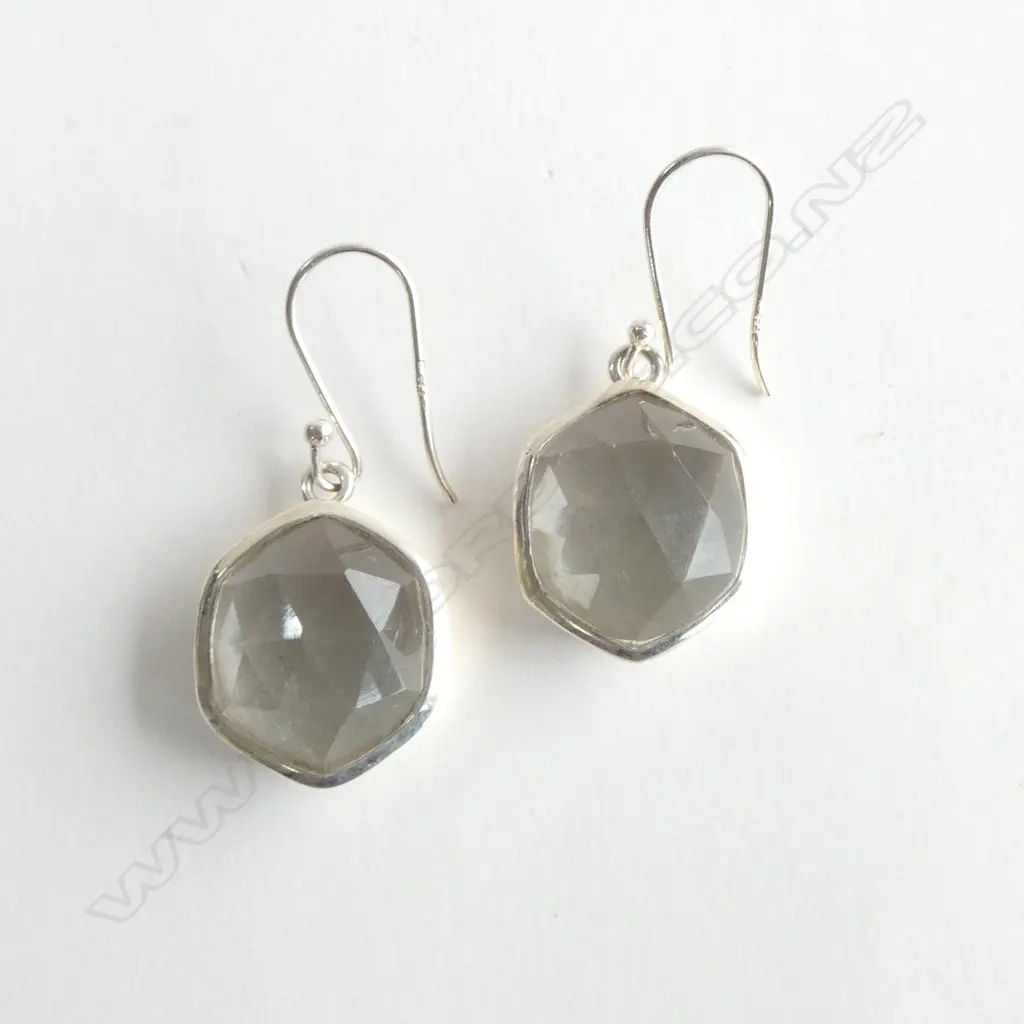 PR ROSE CUT GRN AMETHYST & SILVER EARRINGS Image 1++