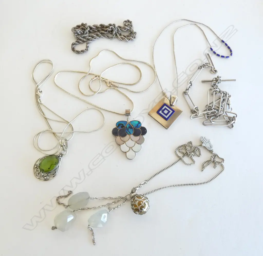 6 STG SILVER NECKLACES Image 1++