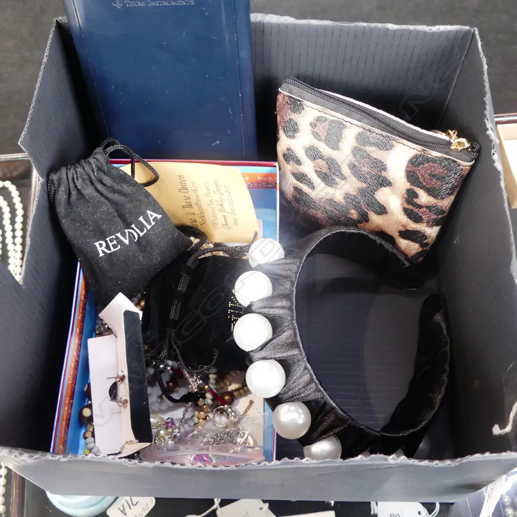 ASST COSTUME JEWELLERY, HEADBAND, CALCULATOR, etc Image 1++