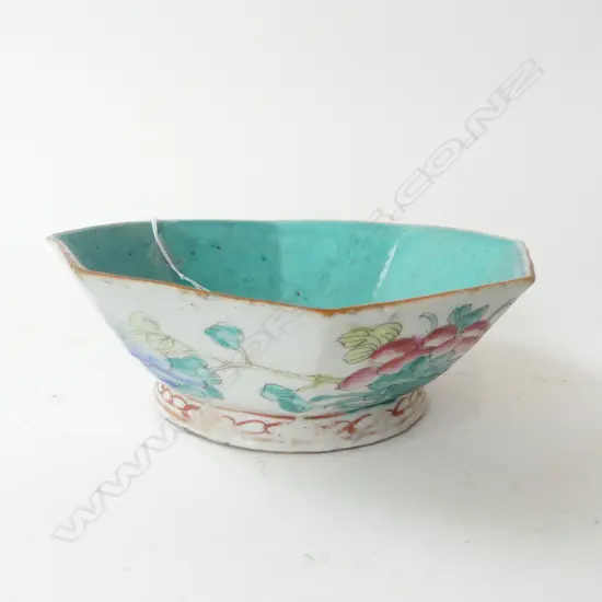 CHINESE OCTAGONAL BOWL 170mm dia