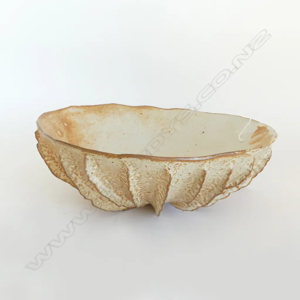 STUDIO POTTERY BOWL 290mm dia Image 1++
