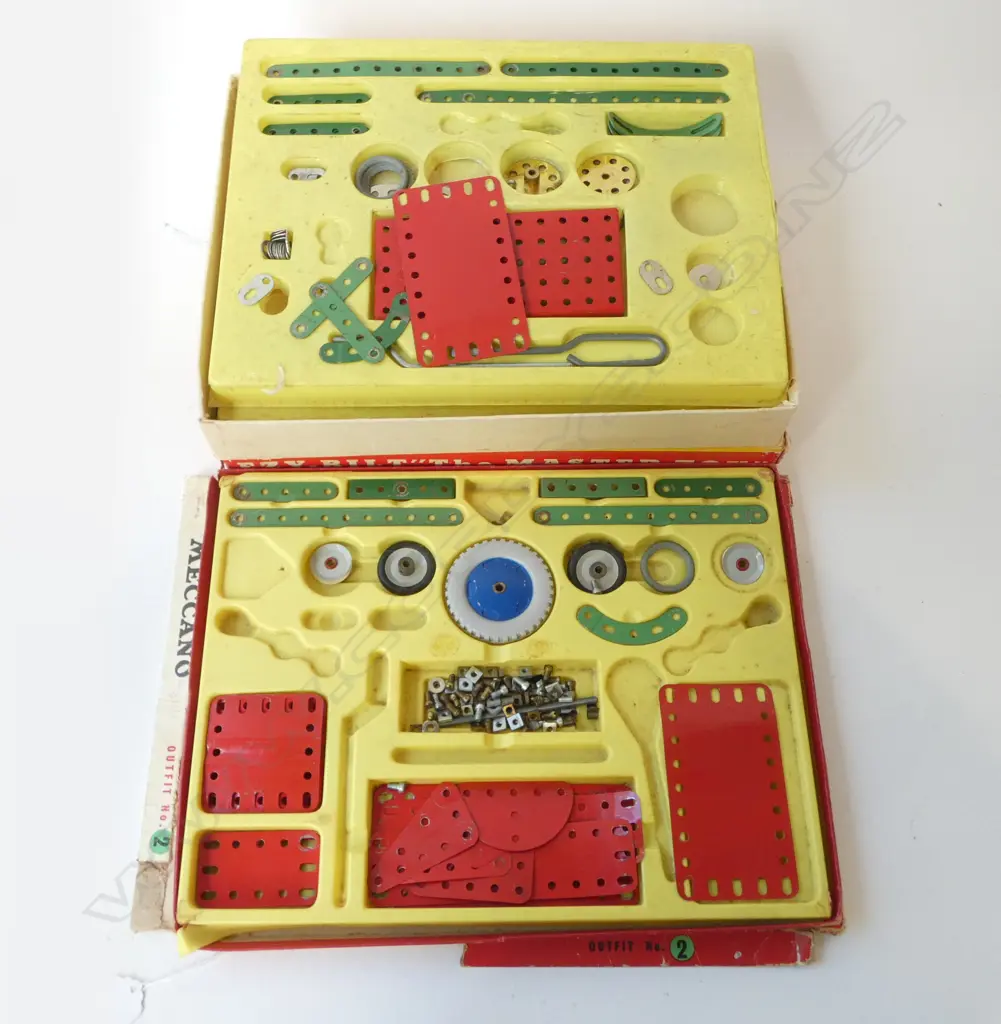 PART CASED EZU-BILT SET & PART BUILT MECCANO OUTFIT No.2 Image 1++