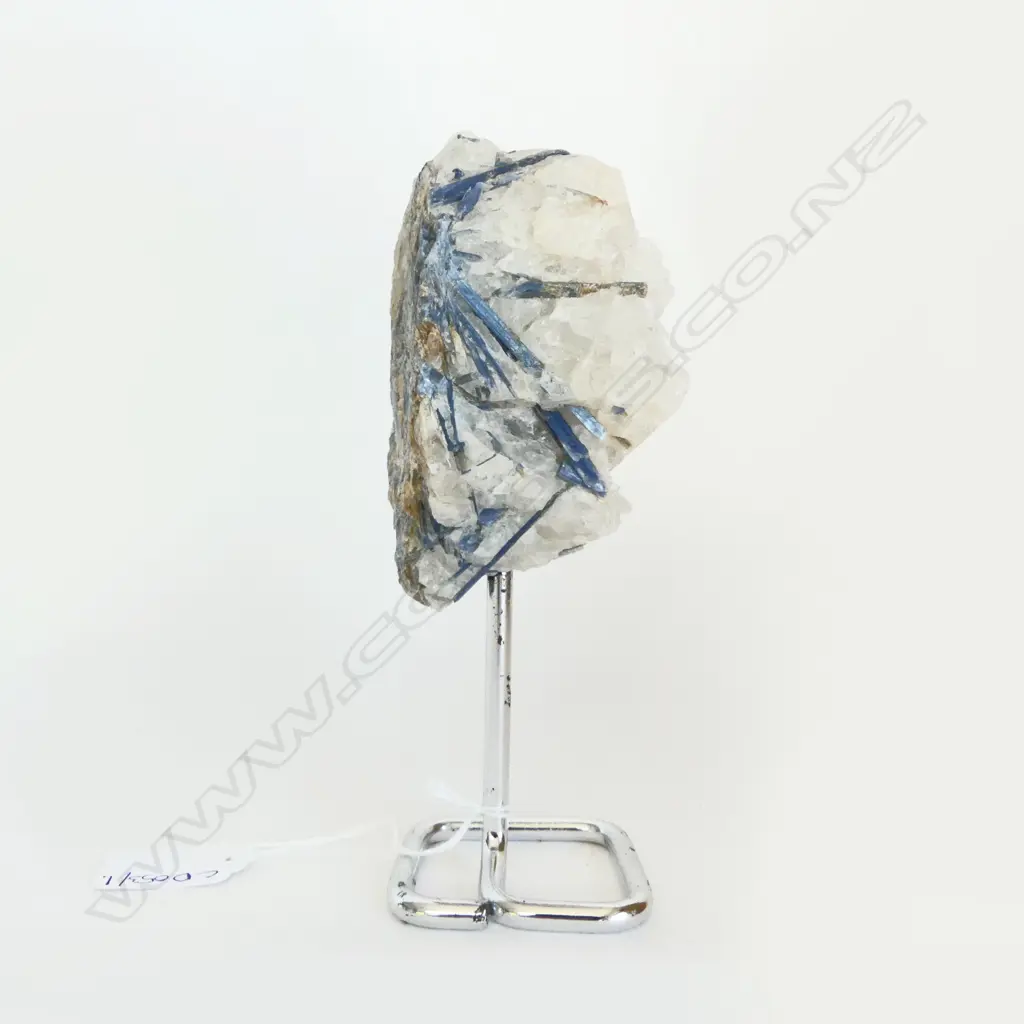QUARTZ ON METAL STAND H.180mm Image 1++
