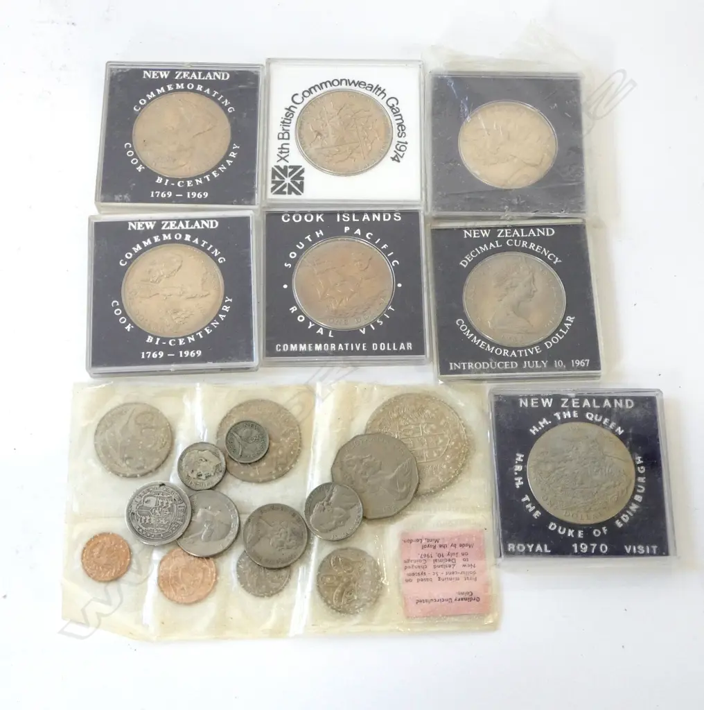 ASST COMEMORATIVE COINS, COINS OF NZ 1967 & 7 LOOSE Image 1++
