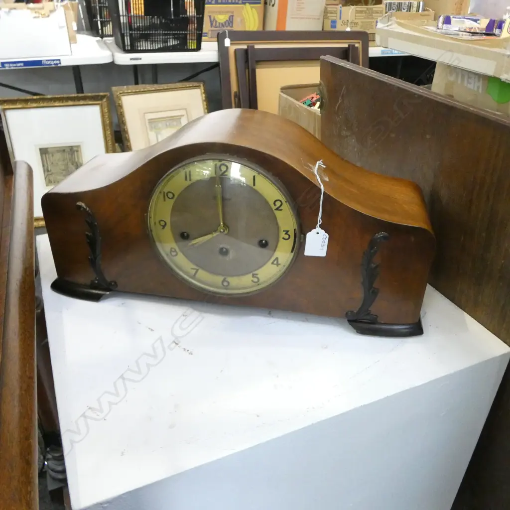 MANTLE CLOCK W.470mm w. KEY Image 1++