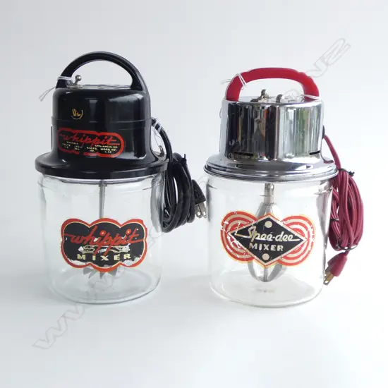 (1899,2986) 1940-55 APPLIANCE CORP 'SPEE-DEE', 1940-50 WHIPPIT ELECTRIC MIXERS H.240mm