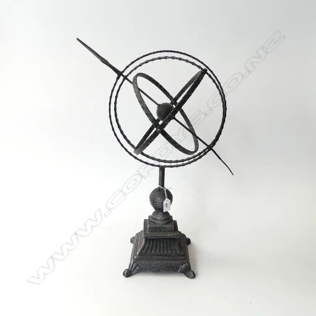 DECORATIVE CAST IRON GIMBAL H.620mm Image 1++