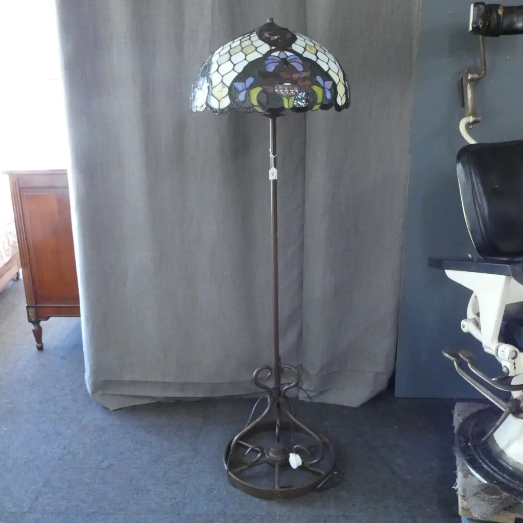 TIFFANY STYLE STANDARD LAMP H 1500 MM Image 1++