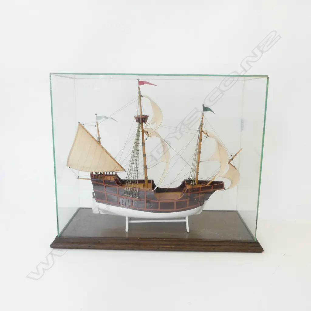 SAILBOAT IN GLASS DISPLAY CASE 440x200x355mm Image 1++