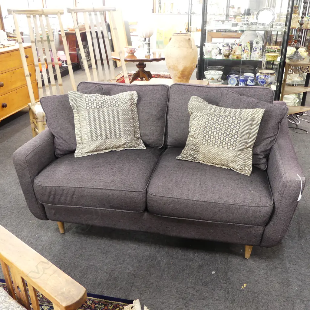 MODERN SOFA 1650x950x800mm Image 1++