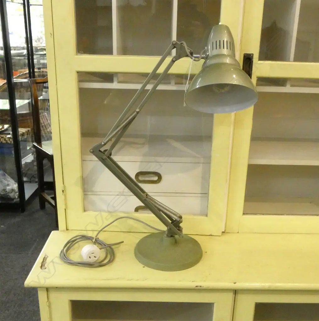 GREY ANGLEPOISE STYLE LAMP  Image 1++