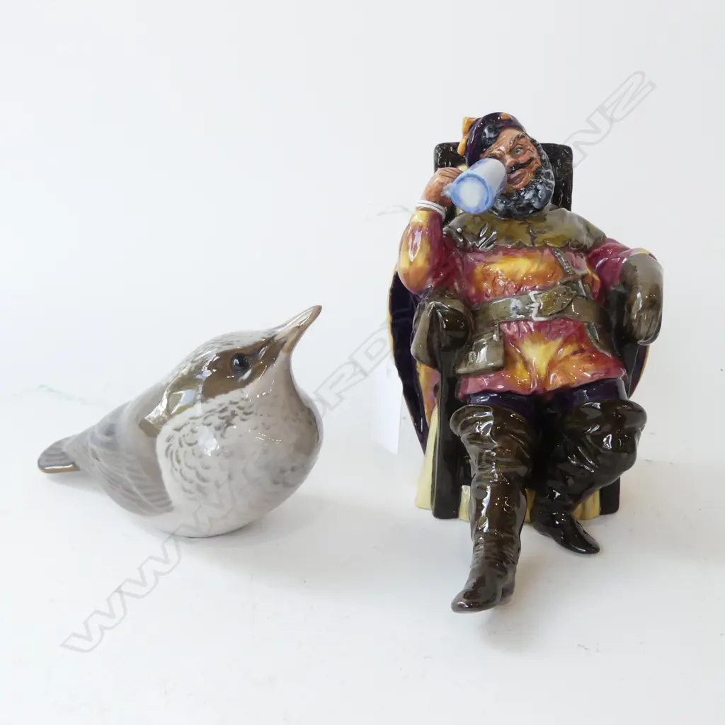 ROYAL COPENHAGEN BIRD L.140mm + ROYAL DOULTON 'THE FOAMING QUART' H.150mm Image 1++