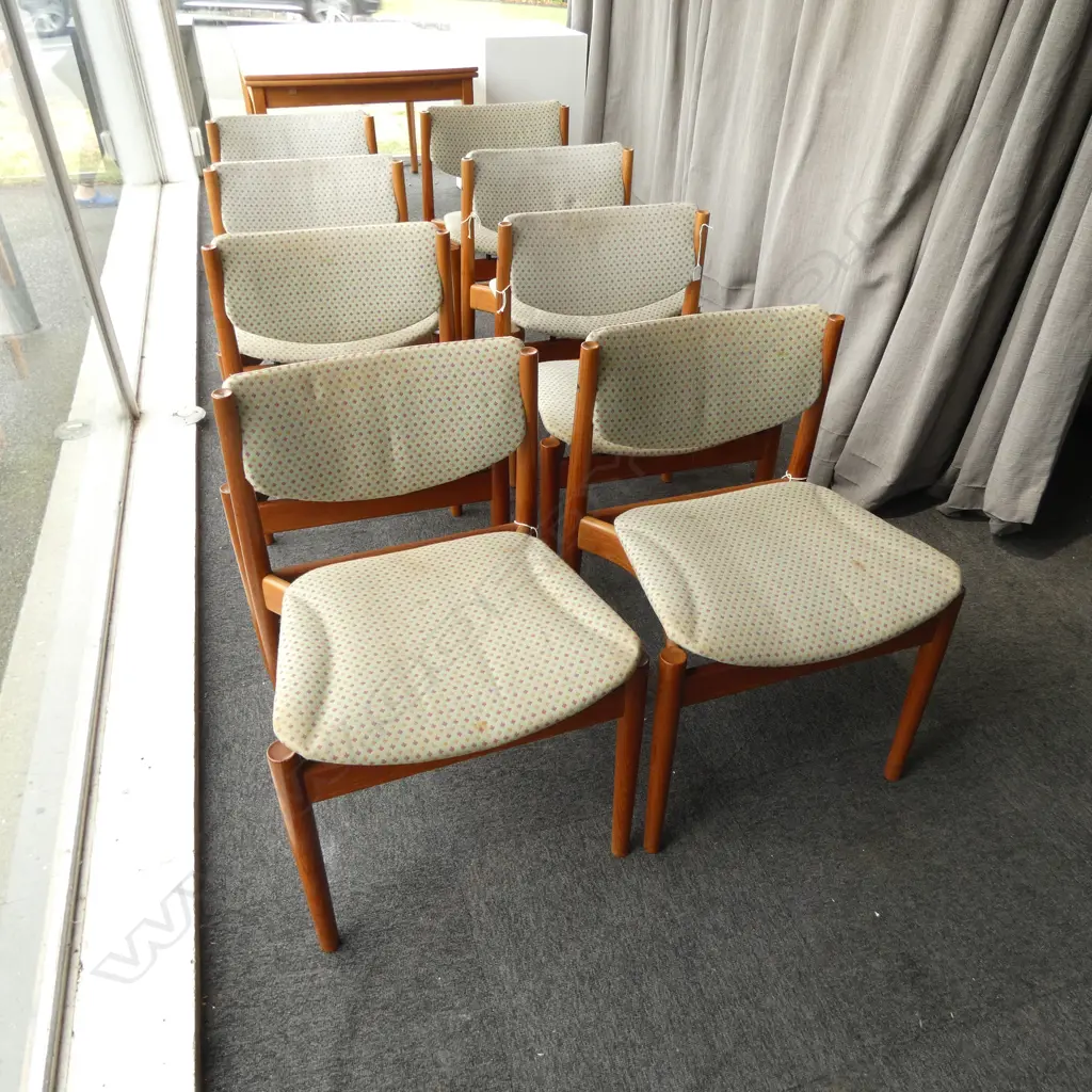 8 TEAK DANISH MID-CENTURY DINING CHAIRS & EXTENDING DINING TABLE 900x1400x720mm OLE GJERLOV KNUDSEN LOGO Image 1++
