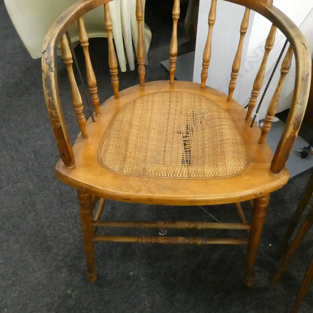 SPINDLE BACK CHAIR w. CANE SEAT (NEEDS RESTORATION) H.770mm & 3 WOODEN NESTING TABLES H.520mm Image 1++