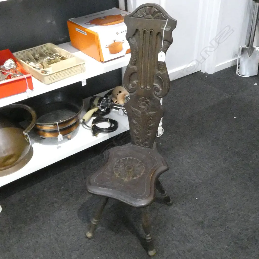 CARVED VICTORIAN HALL CHAIR H.880mm Image 1++