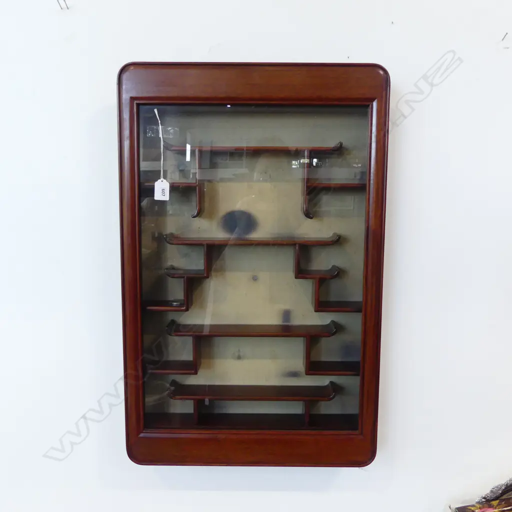 ORIENTAL DISPLAY CABINET 460x80x715mm Image 1++