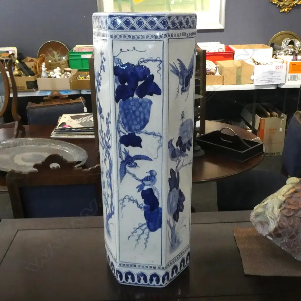 B/W UMBRELLA STAND H.615mm Image 1++