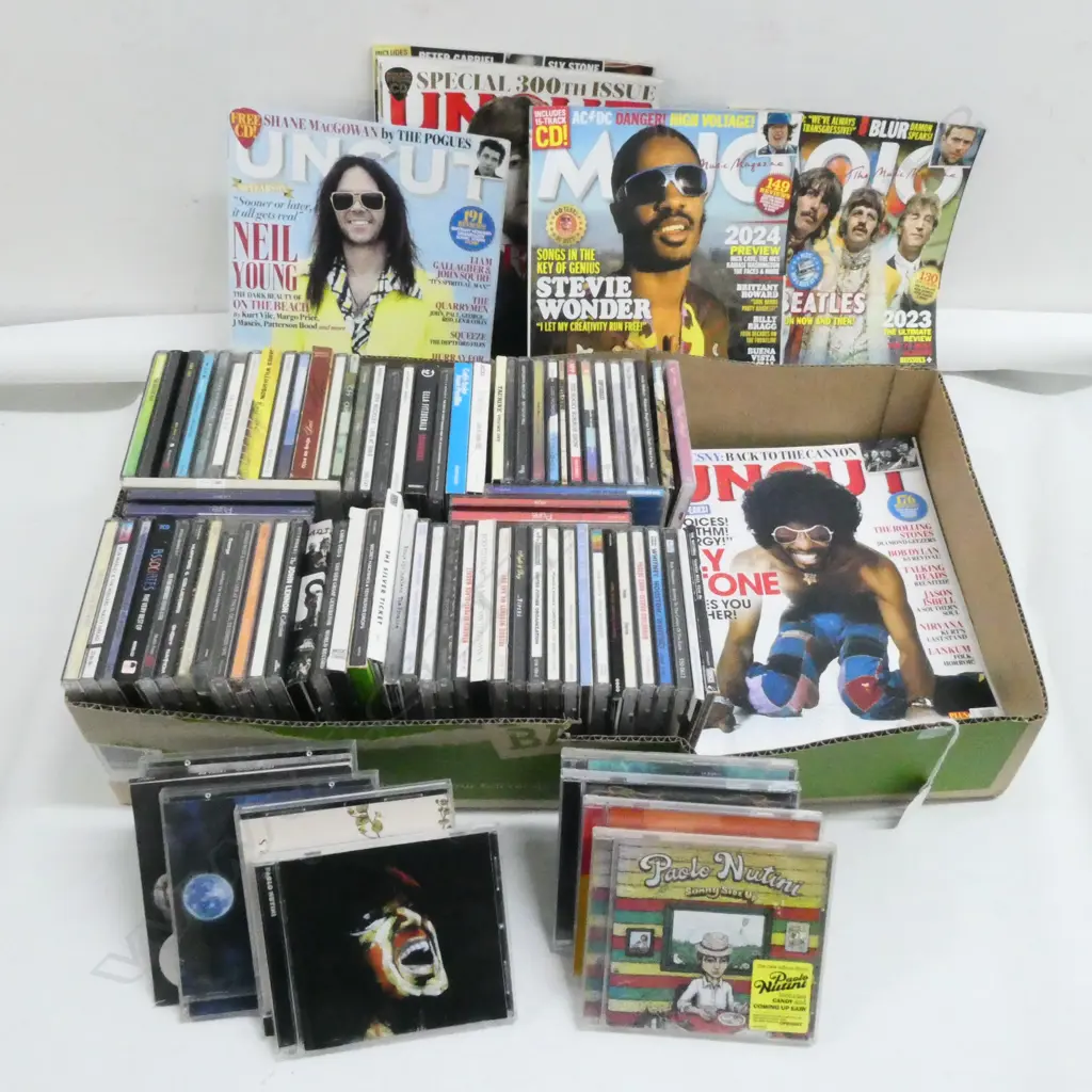 COLLECTION OF ASST CDS, SOME RARE + MAGAZINES Image 1++