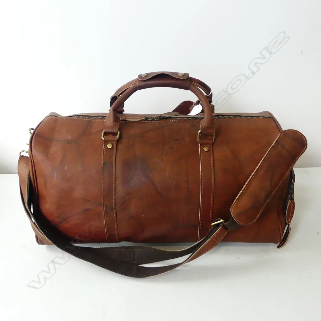 LEATHER WEEKEND BAG W.550mm Image 1++