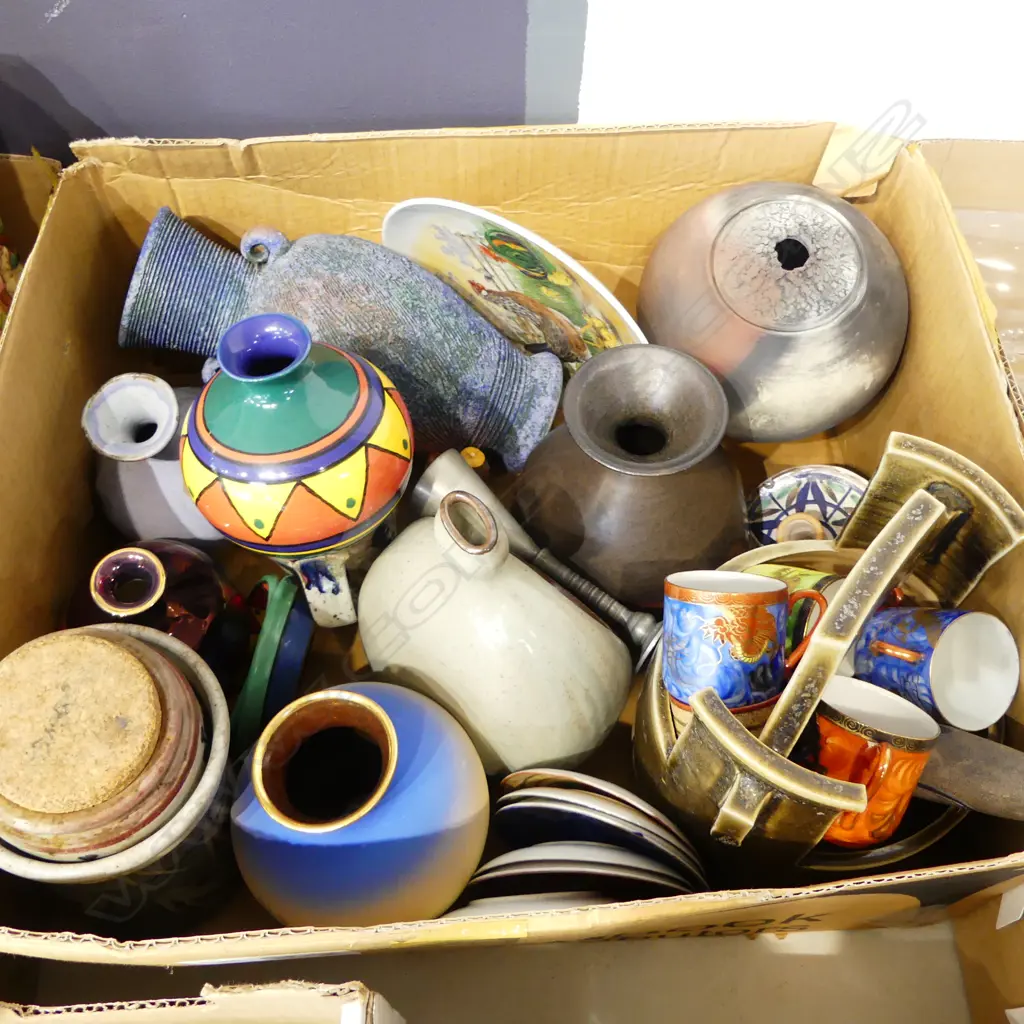 ASST. STUDIO POTTERY Image 1++