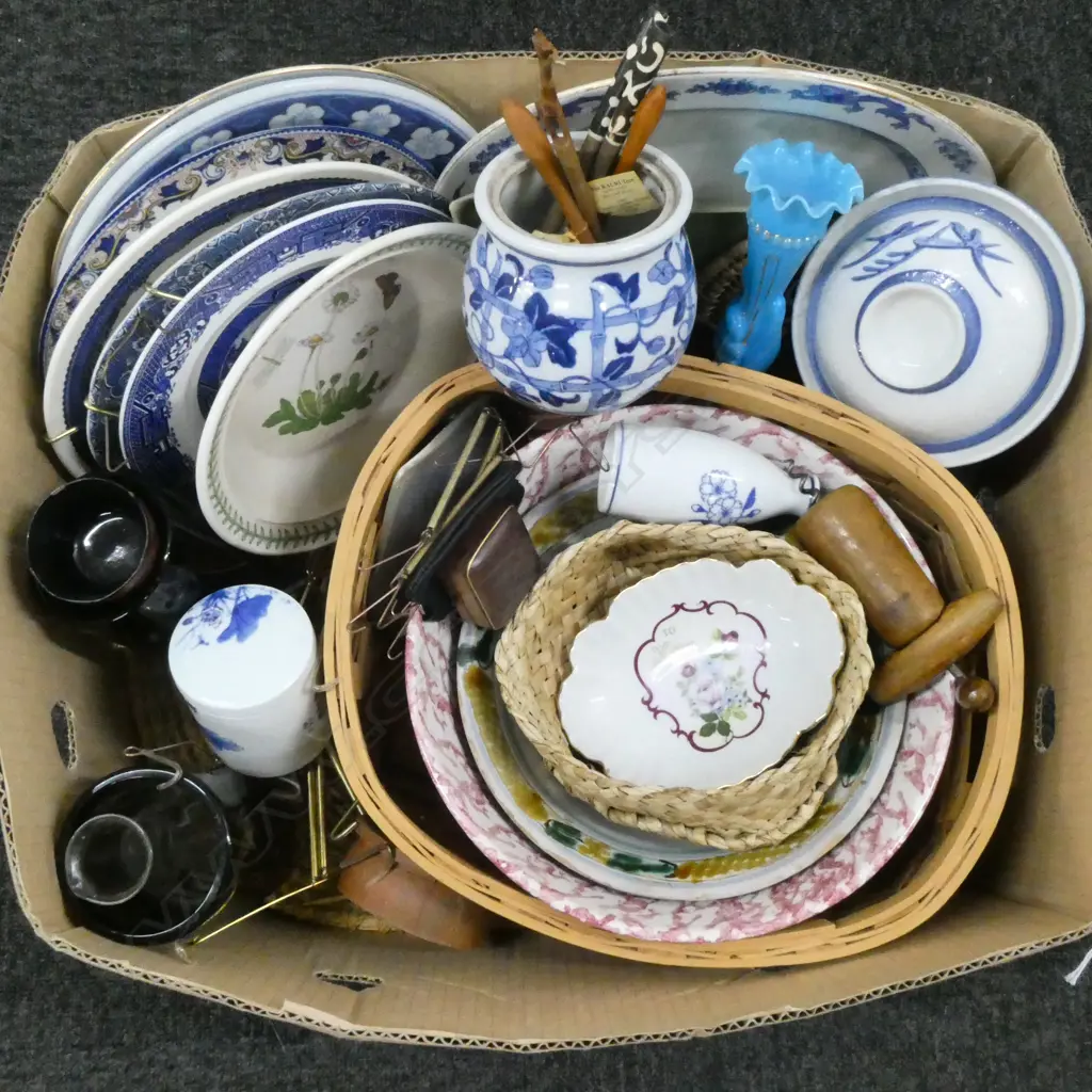 ASST. CHINA, WOVEN BASKETS & PLACE MATS ETC Image 1++