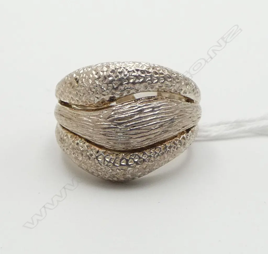 SILVER DESIGNER large RING triple band sculpted top size P Image 1++