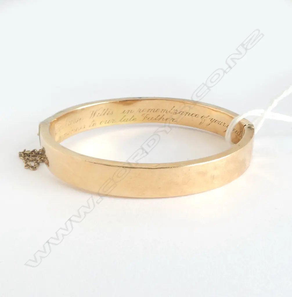 15ct  ROSE GOLD EDWARDIAN PLAIN HINGED BANGLE presentation engraved interior. 13gms FAULTS Image 1++