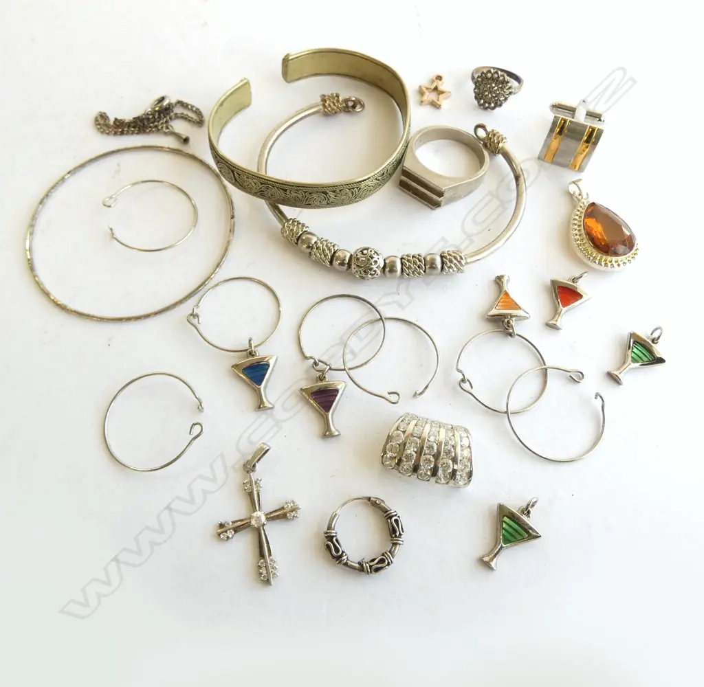 ASST. SILVER & METAL JEWELLERY Image 1++