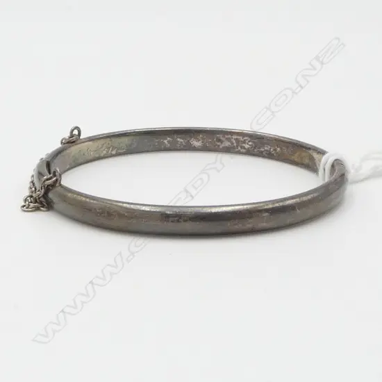 VINTAGE SILVER CHILDS HALF HINGED BANGLE plain half hoop form