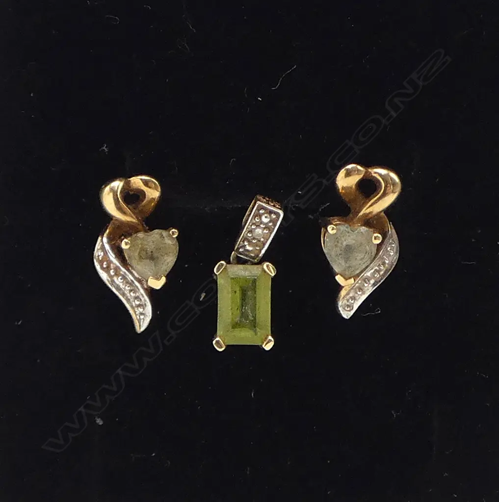 PR 9ct & GEM SET EARRINGS + 1 9ct SIMILAR EARRING1.76gms Image 1++
