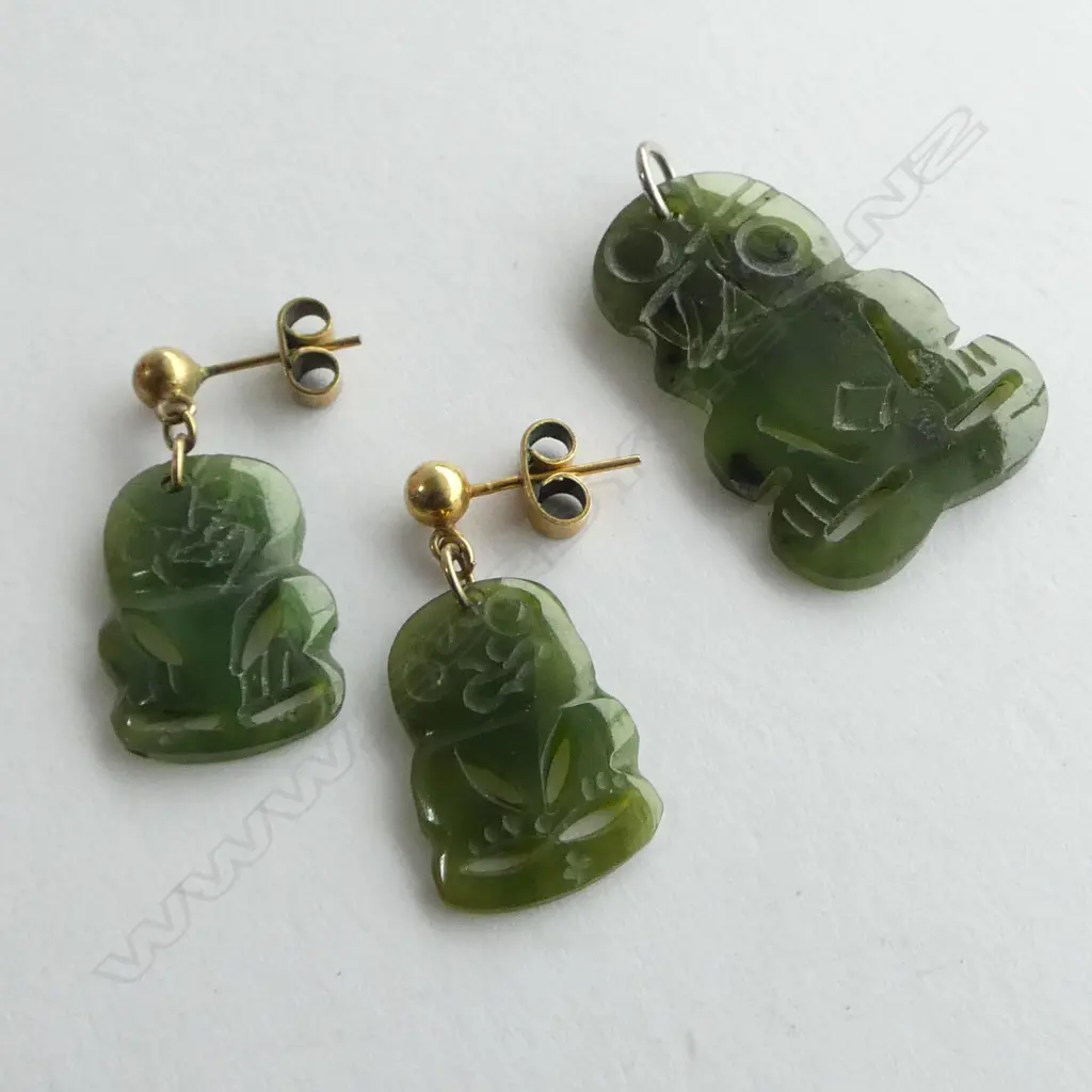 9cT TIKI GREENSTONE POUNAMU EARRINGS & PENDANT Image 1++
