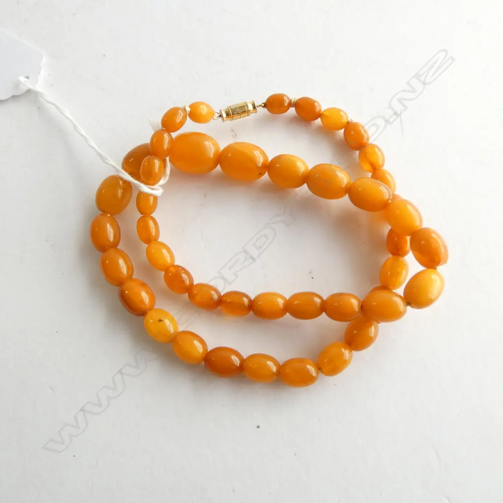 AMBER BEAD NECKLACE Image 1++