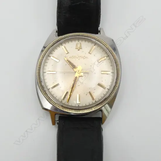 VINTAGE BULOVA ACCUTRON GENT'S 14ct GOLD bezel ring & stainless case WRISTWATCH w leather strap. c.1970. Working