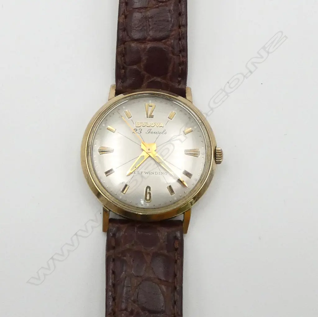 VINTAGE BULOVA AUTOMATIC 23 jewels GENT'S GOLD PLATE & stainless WRISTWATCH w leather strap. c.1970/1980. Working Image 1++