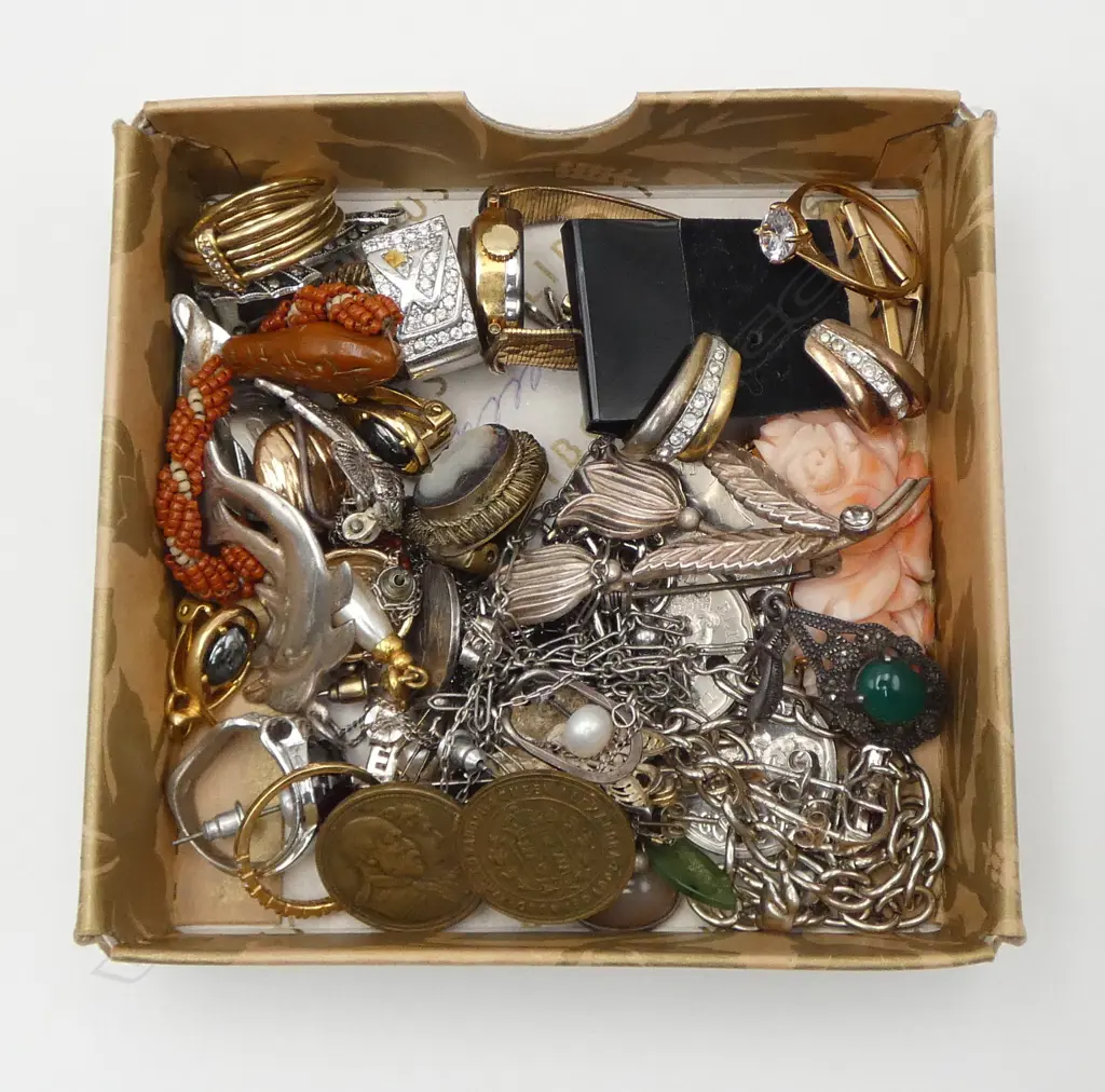 ASST. JEWELLERY, SOME SILVER & GOLD PLATED WATCH  Image 1++