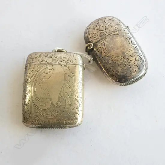 2 STG SILVER ENGRAVED VESTAS, 28gms