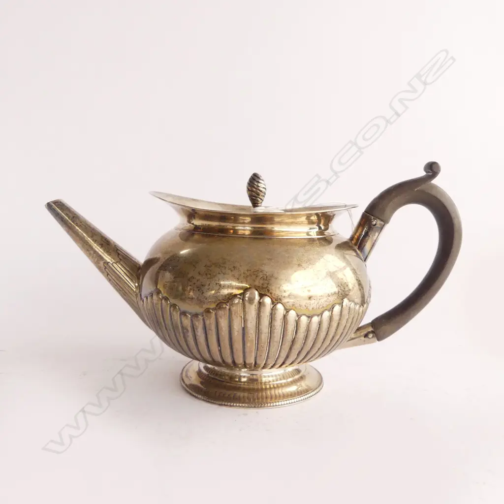 STG SILVER TEAPOT, HENRY HOLLAND, LONDON 1876 500gms Image 1++