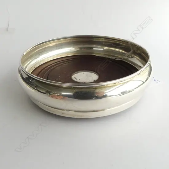 SILVER FRAMED WINE COASTER turned mahogany base Dia.140mm Birmingham 1990