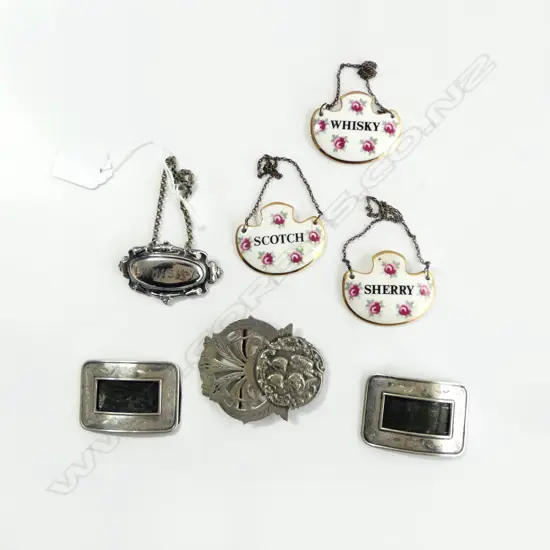 4 DECANTER LABELS (3 CERAMIC, 1 EP) + 3 BUCKLES (PR +1)