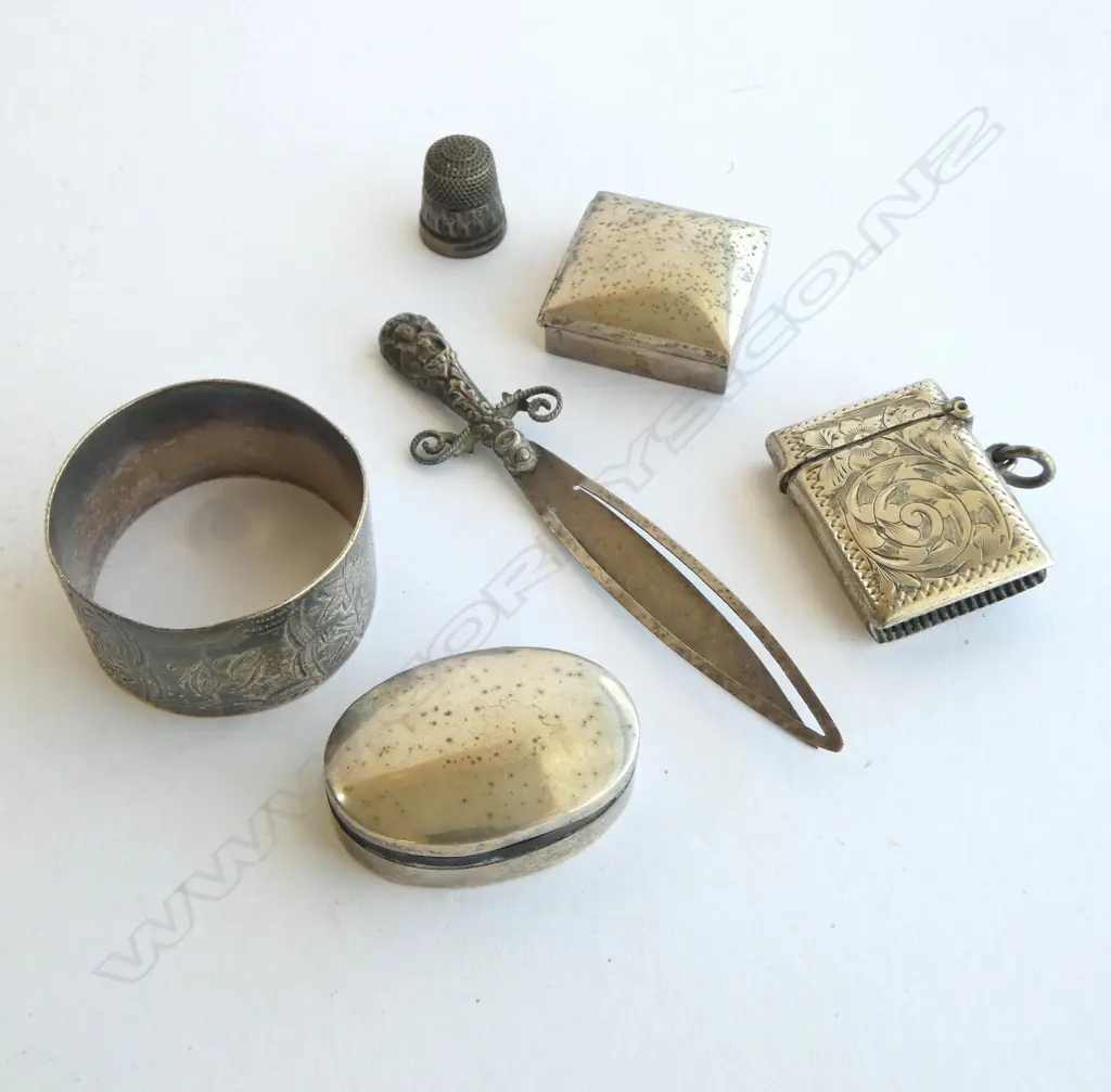 6 PCES. STG SILVER INCLUDING 2 SMALL MEXICAN BOXES 62gms Image 1++
