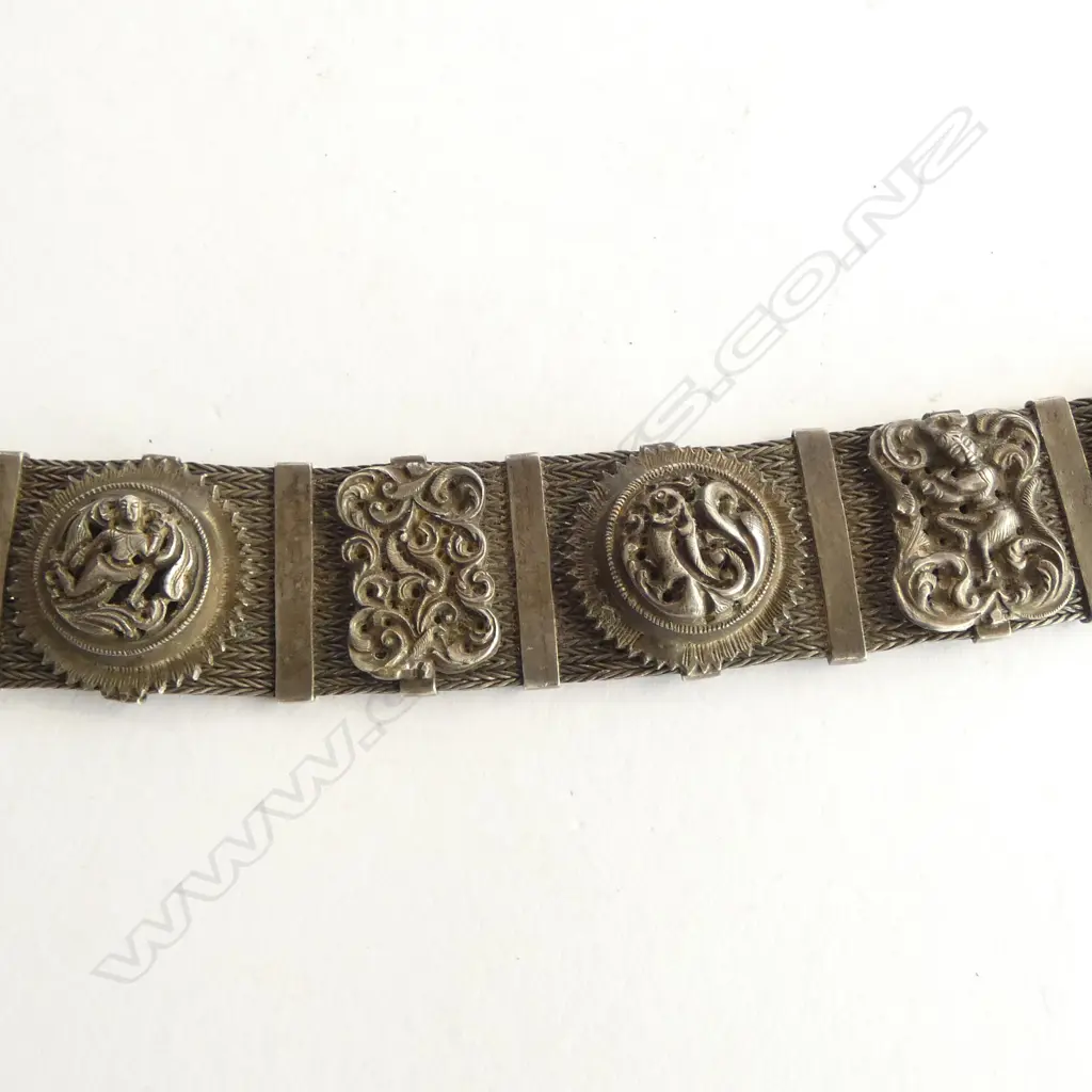 SILVER? SOUTH EAST ASIAN BELT L.835mm pin missing Image 1++