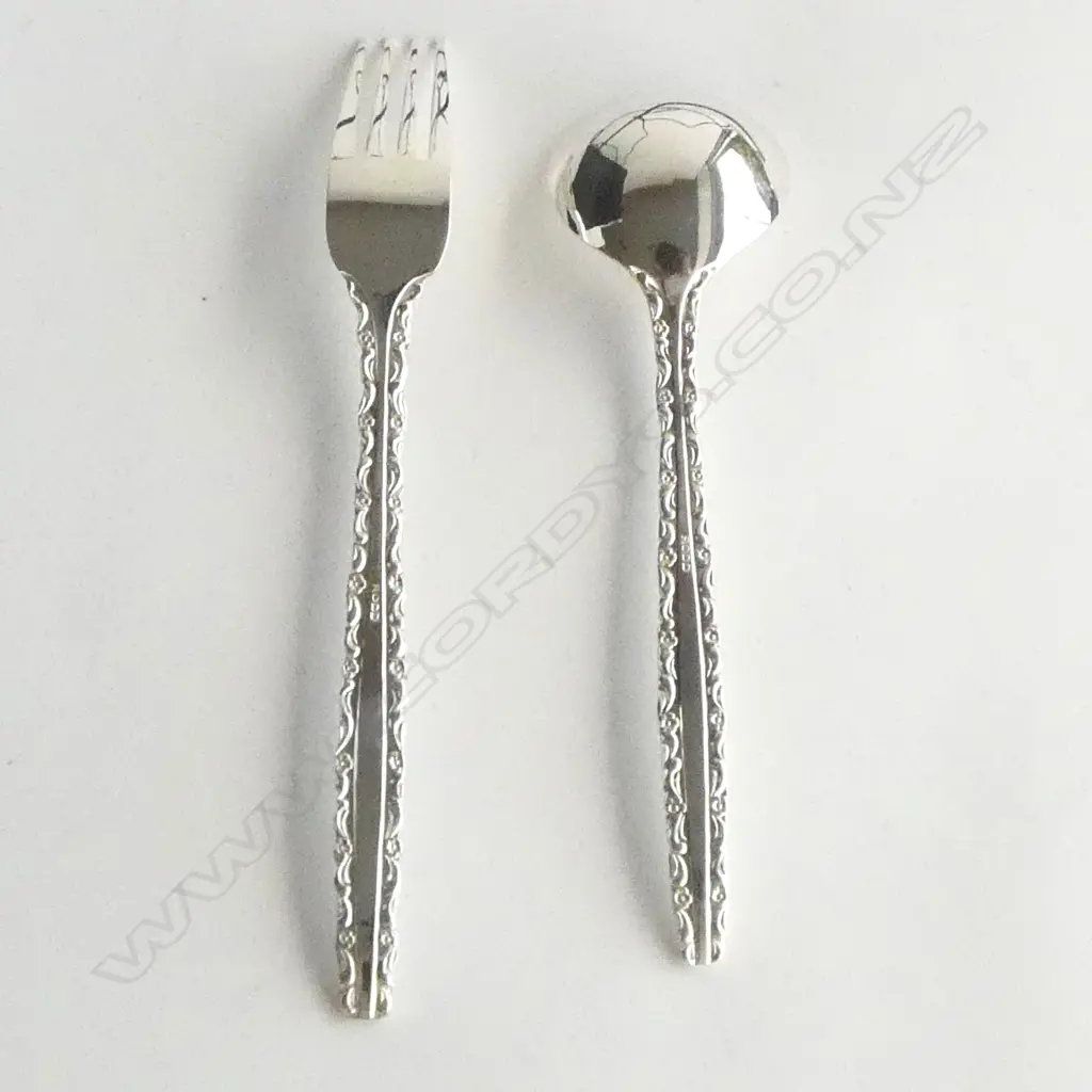 CANTEEN RODD SILVER PLATED CUTLERY 6 PLACE SETTING + 2 CASED RODD CUTLERY Image 1++
