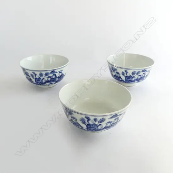 3 18th/19thC marked BLUE & WHITE BOWL 7 men decoration. Dia.116mm