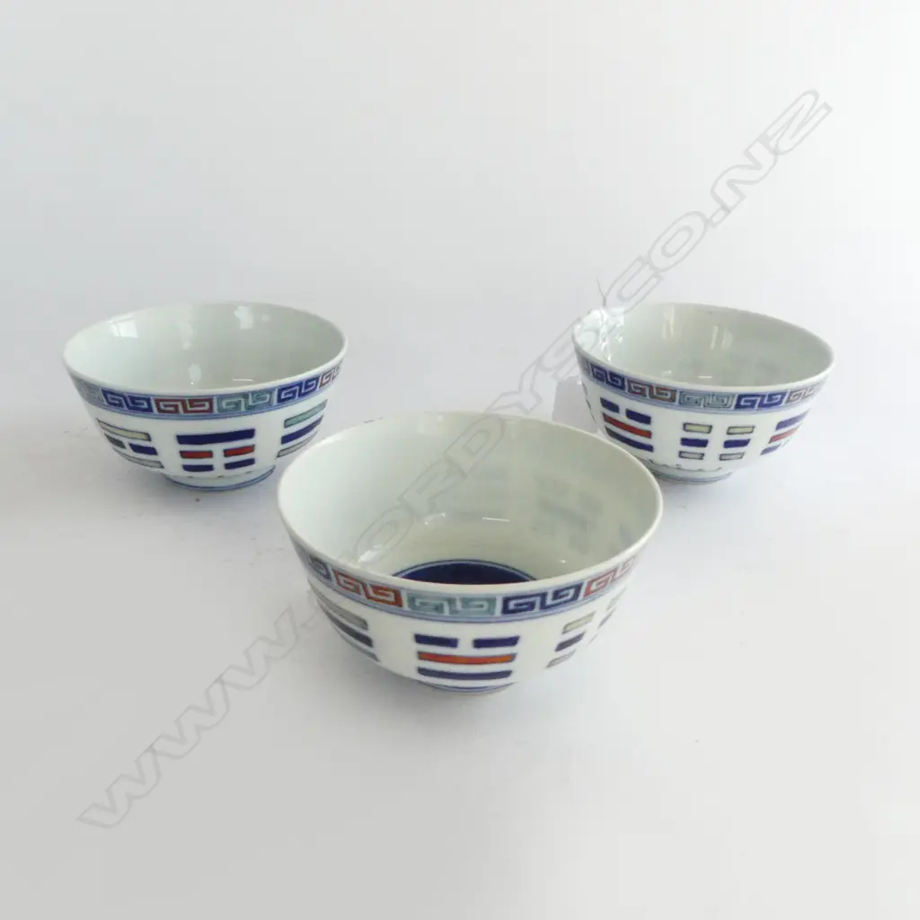 3 GUANGXU MARKED B & W BOWLS interior & exterior decoration. Dia.115mm Image 1++
