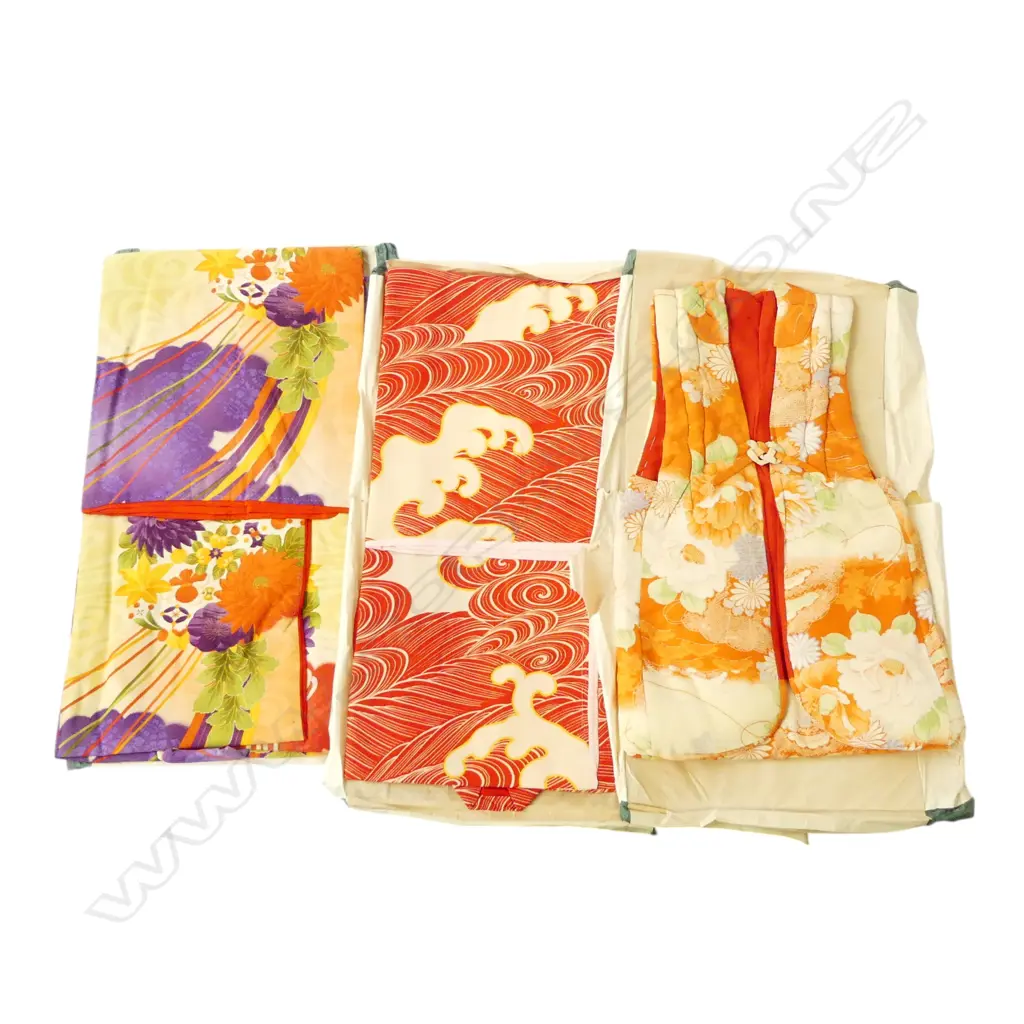 3 VINTAGE JAPANESE KIMONO IN ORIGINAL PACKAGING Image 1++