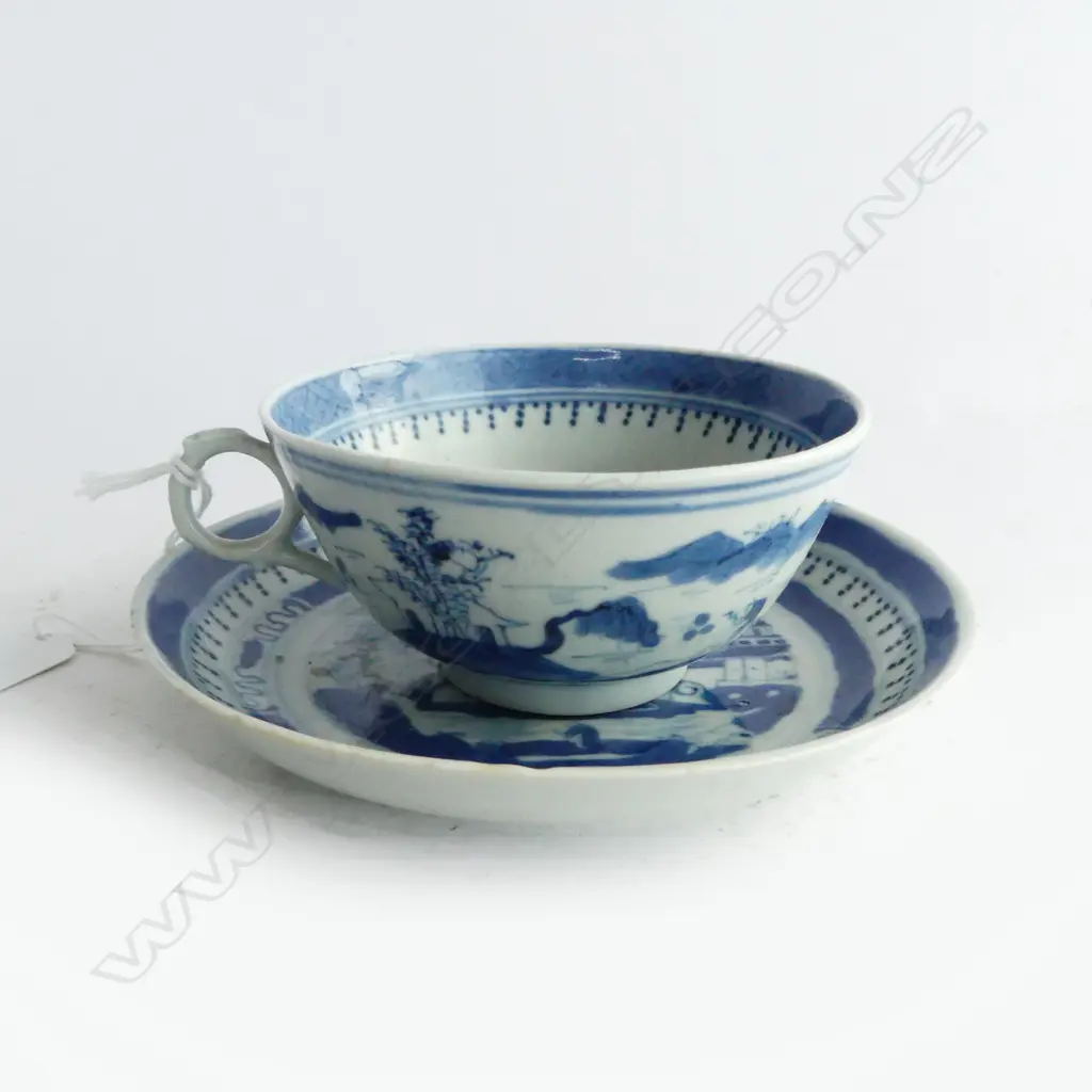OLD CHINESE B&W CUP SAUCER, MINOR FRITS TO SAUCER RIM, Dia 140mm Image 1++