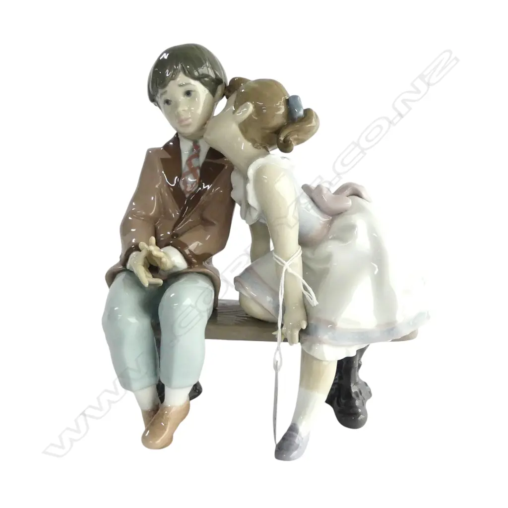 LLADRO #7635 'TEN AND GROWING' H.180mm Image 1++