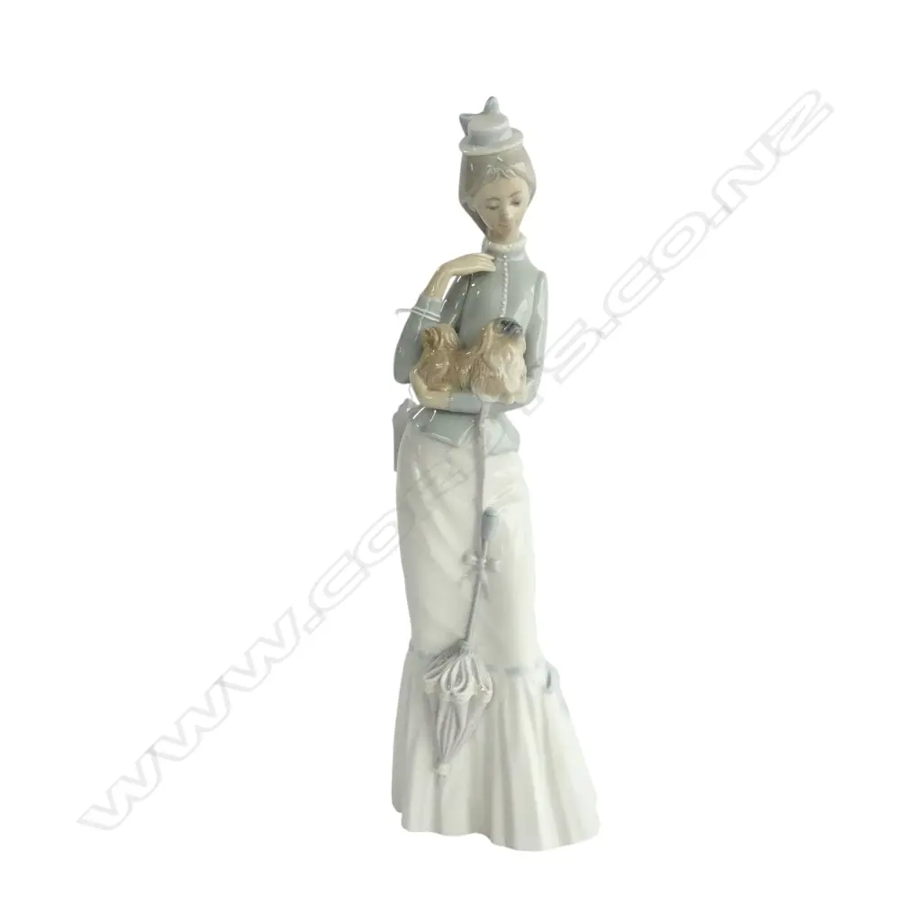 LLADRO FIGURINE, WOMAN w. DOG H.370mm Image 1++